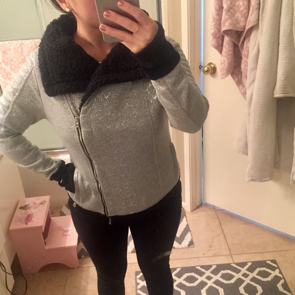 Lorna Jane moto faux sherpa jacket - Picture 8 of 8